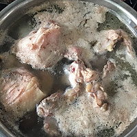 宝宝辅食——高汤（底汤，可以用来煮面，粥，小馄饨等）的做法图解1