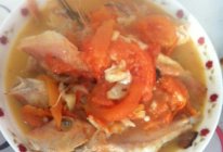 西红柿闷海鱼的做法