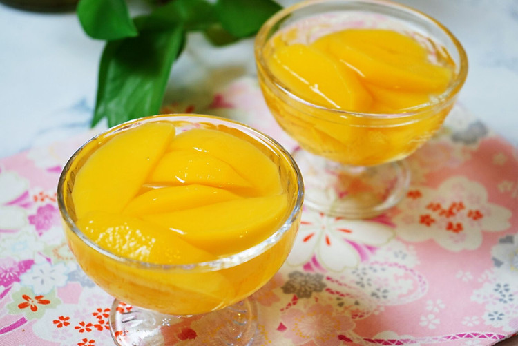 润肤又降燥的黄桃糖水的做法