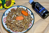 我看这没食欲我吃着爆香酱炒猪软骨的做法
