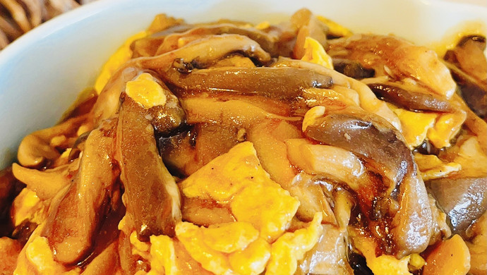 平菇炒鸡蛋