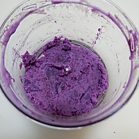 紫薯蛋糕卷的做法图解1