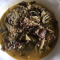 酸菜金针菇肥牛的做法图解8