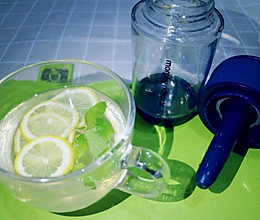 简单易上手柠檬气泡水的做法