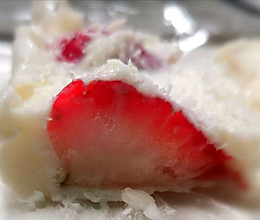 甜品 椰丝草莓冻的做法