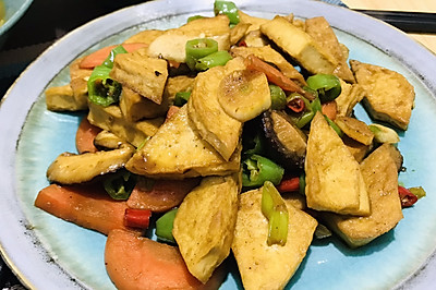 双椒烧豆干