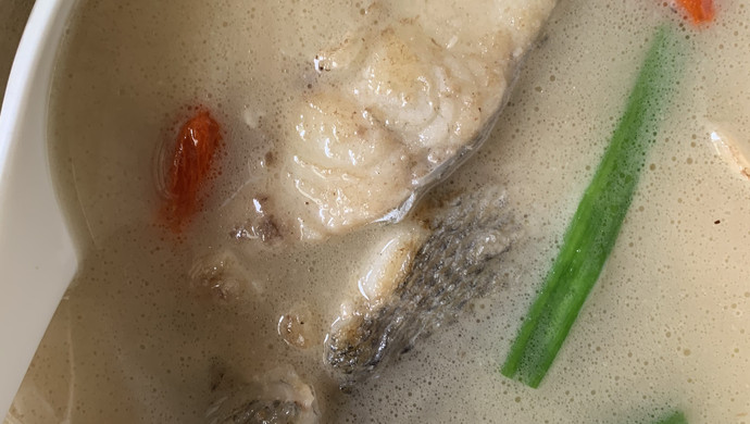 滋补鲈鱼汤