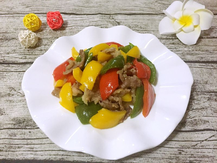 彩椒肉片的做法