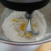 沙拉豆沙排包的做法图解3