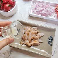马苏里拉芝士蟹肉焗饭的做法图解3