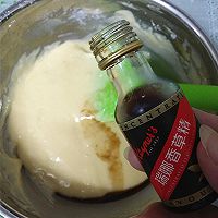 红曲拉花香草蛋糕#让爱不负好时光#的做法图解5