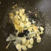 梭子蟹炒年糕的做法图解5