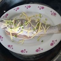 清蒸黄花鱼的做法图解2