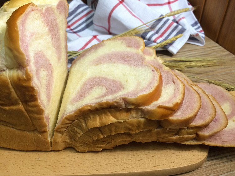 东菱热旋风面包机之紫薯面包的做法