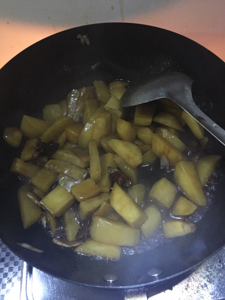 红烧土豆的做法图解5