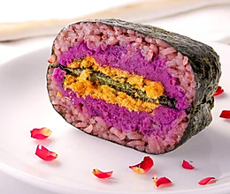 紫米肉松饭团 宝宝辅食食谱的做法