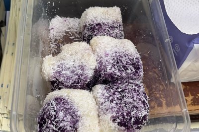 椰蓉山药紫薯团