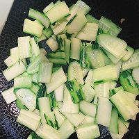 黄瓜炒鸡蛋的做法图解5