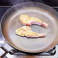 #金龙鱼橄榄油调和油520美食菜谱#孜然煎羊排的做法图解3