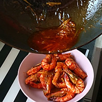 酸甜适口的油焖大虾的做法图解5