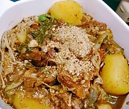 감자正宗韩式土豆脊骨汤的做法