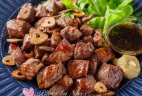 蒜香黑椒牛肉粒的做法