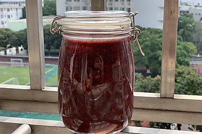 酸甜草莓酱