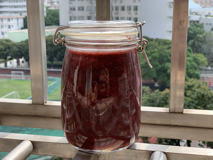 酸甜草莓酱的做法
