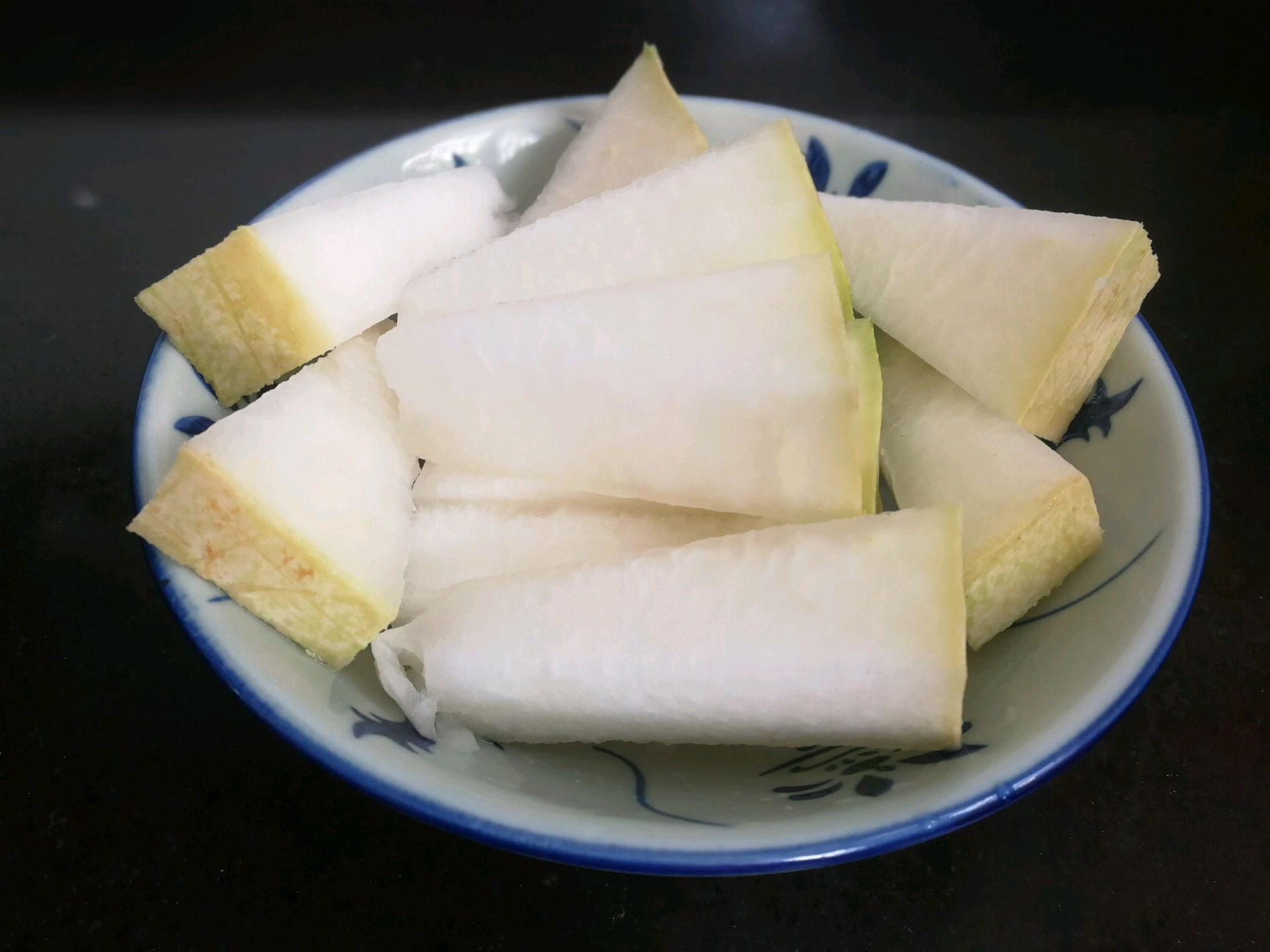 冬瓜薏米排骨汤怎么做_冬瓜薏米排骨汤的做法_缘豆儿_豆果美食