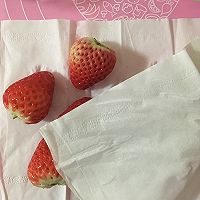 紫气东来之紫薯草莓大福#洁柔时刻，纸为爱下厨＃的做法图解5