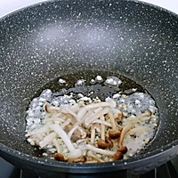 #多力金牌大厨带回家-上海站#蒜蓉荷兰豆炒海鲜菇的做法图解9