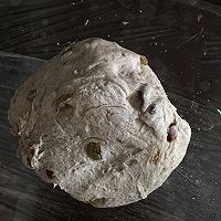 黑麦核桃红枣葡萄干杂粮面包的做法图解3
