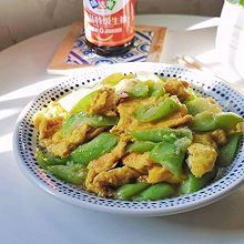 5分钟出锅的夏季应景菜:丝瓜炒蛋饼
