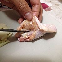 香酥脱骨鸡翅的做法图解1