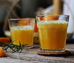 夏天健康饮品自己做，简单又好喝之【精纯橙汁】的做法