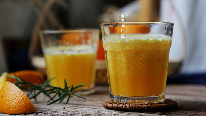 夏天健康饮品自己做，简单又好喝之【精纯橙汁】