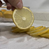 #春日养生局#满树的柠檬做成柠檬干保存的做法图解3