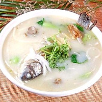Crucian Carp Soup 鲫鱼汤的做法图解3