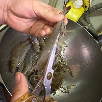 超级详细步骤的红烧基围虾的做法图解1