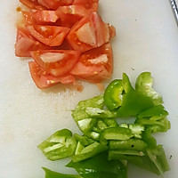 简易版西红柿青椒烧茄子的做法图解2