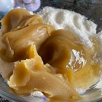 黑糖蔓越莓椰蓉月饼的做法图解3