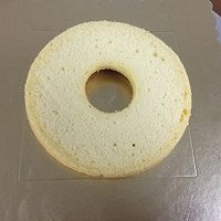 6寸芭比娃娃奶油蛋糕的做法图解3