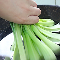 自制减脂小炒——青菜玉米炒鸡丁的做法图解4