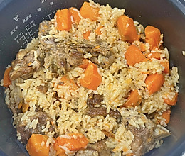 电饭煲焖饭(排骨胡萝卜饭)的做法