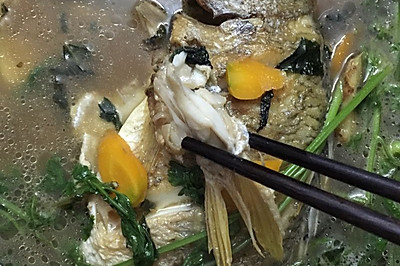 紫苏海鱼汤