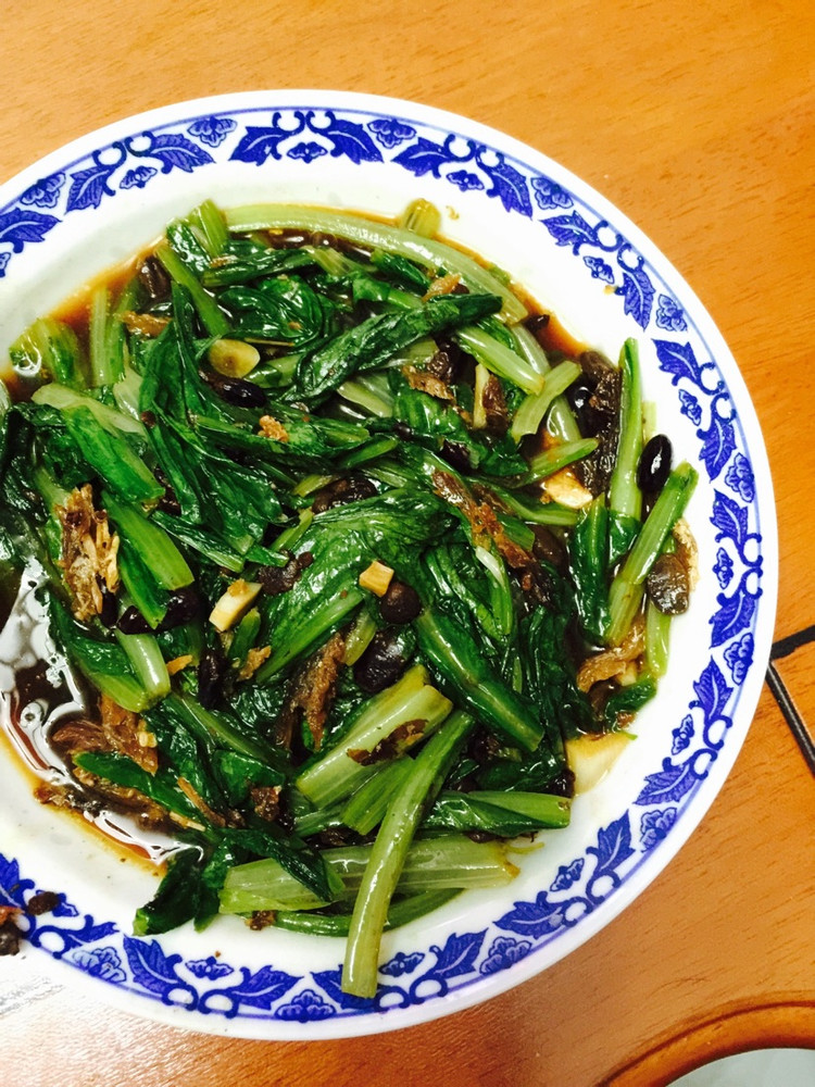 豆豉鲮鱼油麦菜的做法