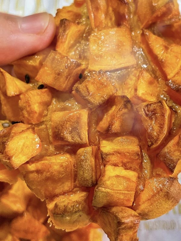 秋天来一个香甜的红薯饼吧！