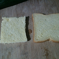 教你一款高逼格的早餐——煎蛋三明治的做法图解1