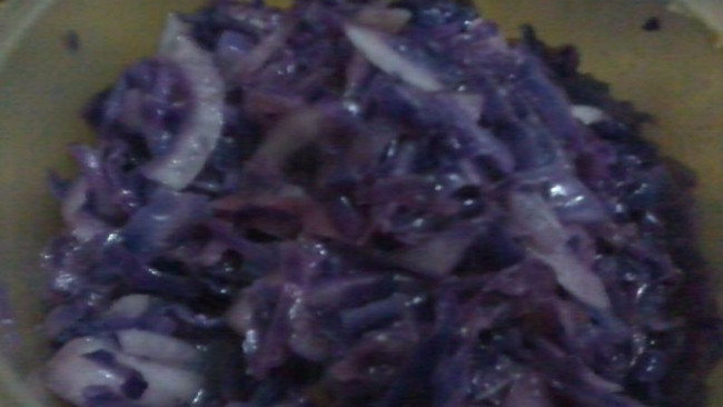 凉拌紫包菜的做法