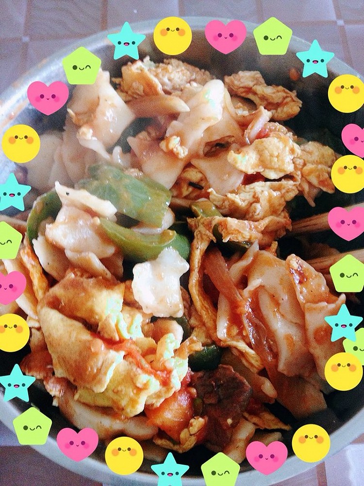 西红柿鸡蛋炒面的做法